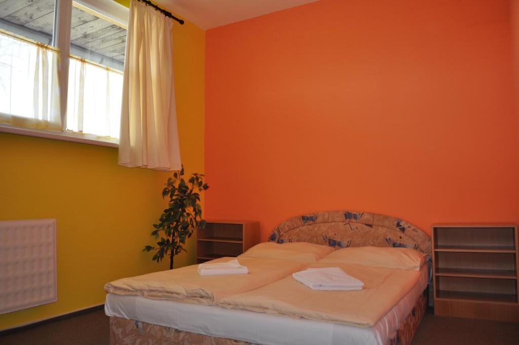 Sport Hotel Ostrov Trenčín Стая снимка